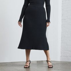 The Ribbed Knit Skirt | Black