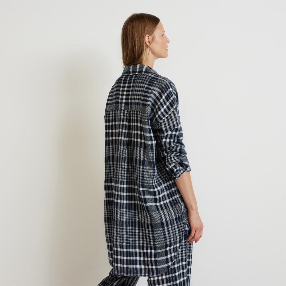 The Way-Long Linen Shirt | Canvas Tan / Navy - Image 3