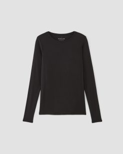 Alternative view of The Long-Sleeve Tee in Butterluxe | Black