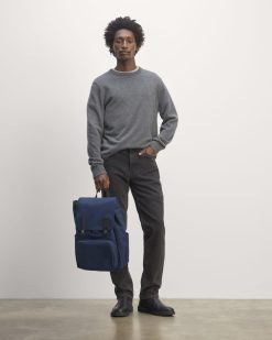 Alternative view of The Canvas Backpack | Navy