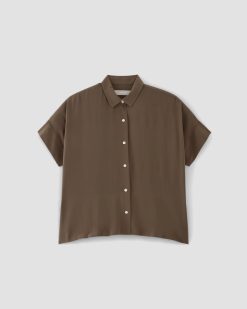 Alternative view of The Boxy Shirt in Washable Silk | Cocoa