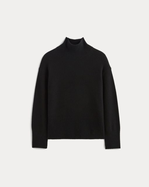 Alternative view of The Boxy Turtleneck in Cashmere | Black