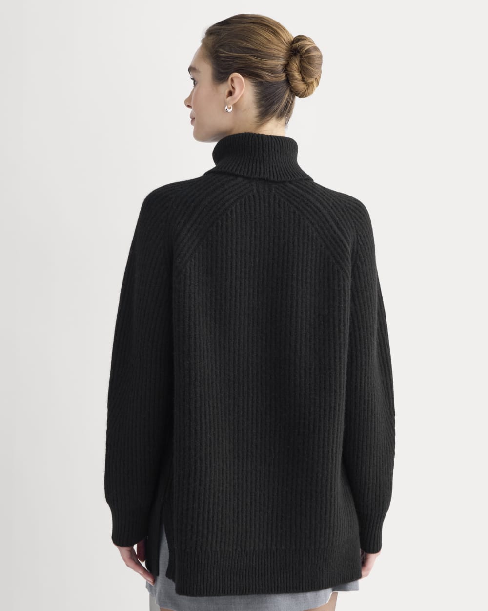 Cocoon Turtleneck in Wool Cashmere | Black - Image 5