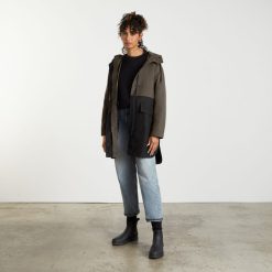 Alternative view of The Anorak | Forest / Black