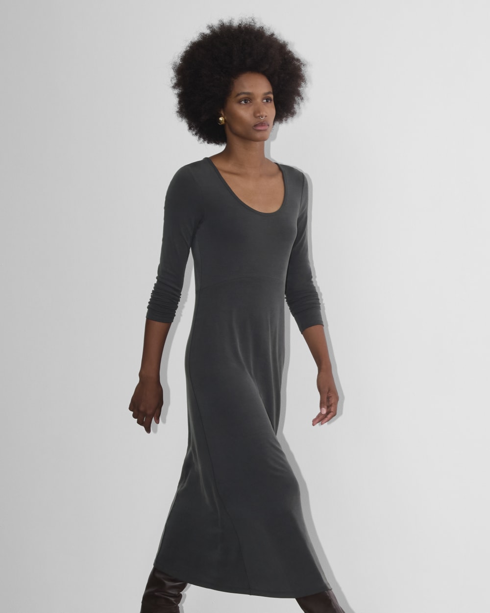 The Maddie Dress in Butterknit | Black - Image 4