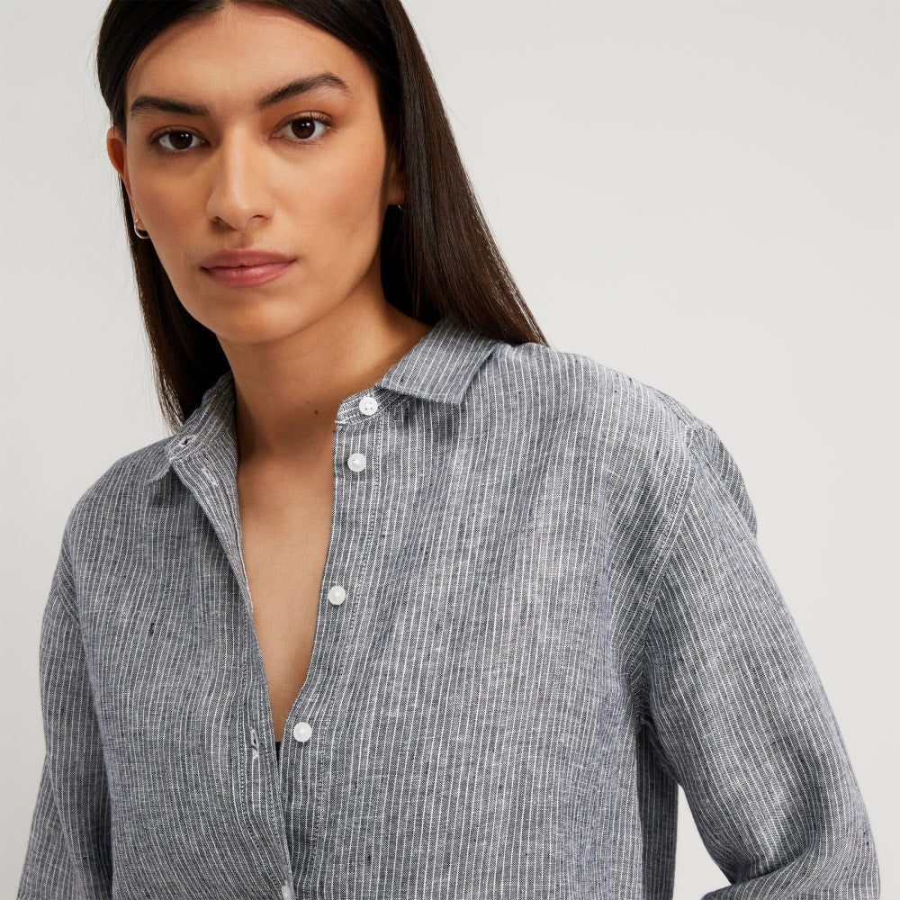 The Must-Have Shirt in Linen | Canvas Tan / Navy - Image 4