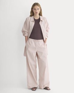 Alternative view of Wide-Leg Drawstring Pant in Washed Poplin | Burnished Lilac/Gardenia