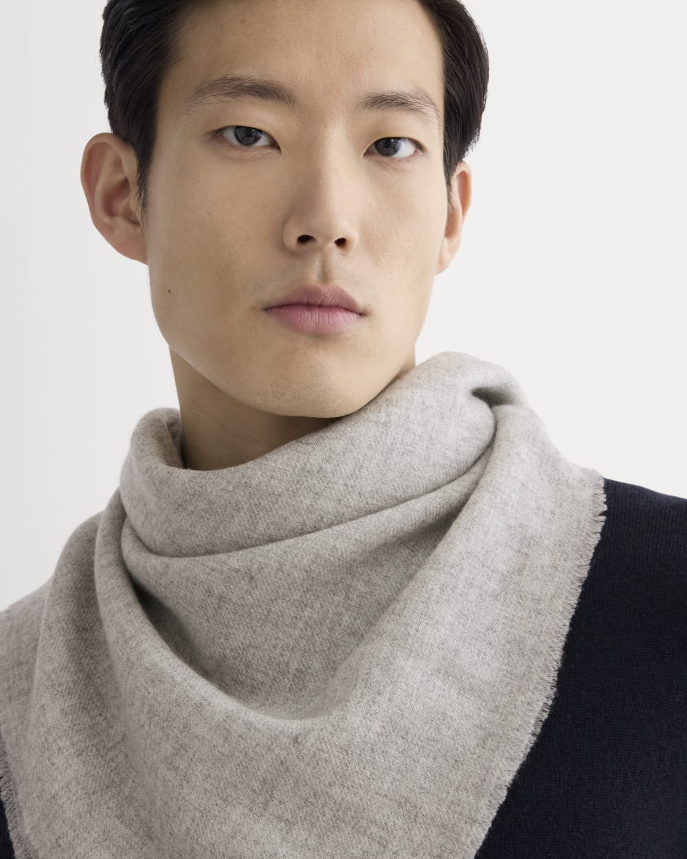 The Feather Cashmere Bandana | Heathered Grey - Image 2