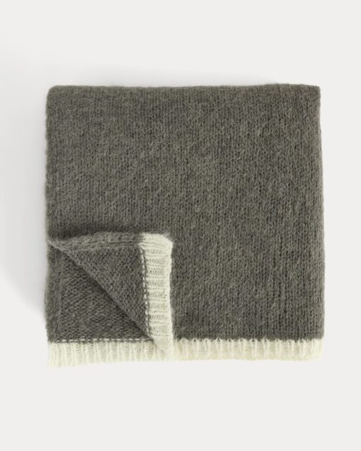 Alternative view of Plush Alpaca Scarf | Mid Grey Heather/ Bone