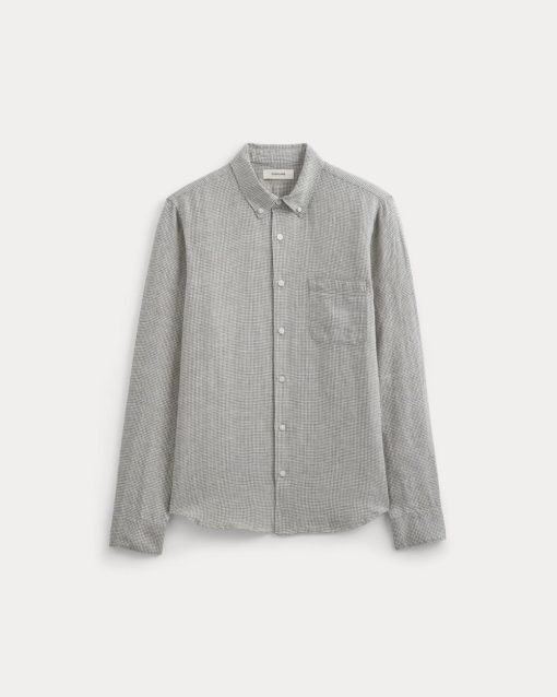 Alternative view of The Classic Shirt in Linen | Peyote