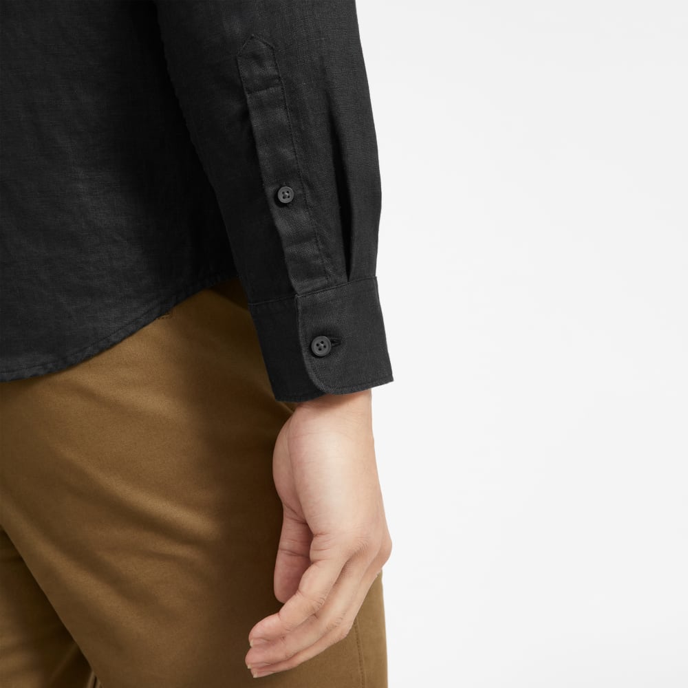 The Classic Shirt in Linen | Black - Image 5